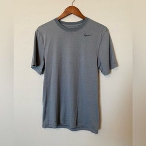 Men’s small dry fit Nike workout shirt